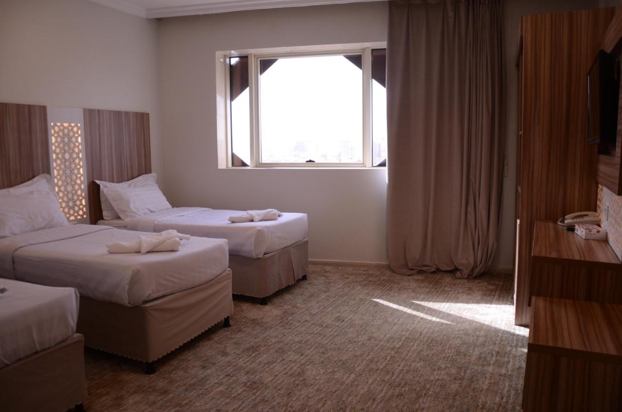 Artal Taiba Hotel Medina Bagian luar foto