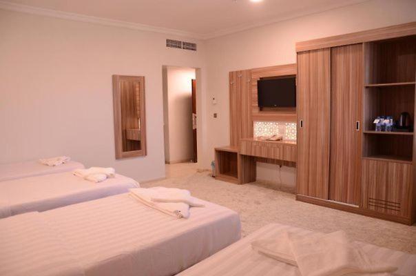 Artal Taiba Hotel Medina Bagian luar foto